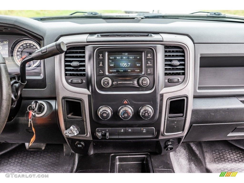 2016 Ram 2500 Tradesman Crew Cab 4x4 Controls Photo #142998421