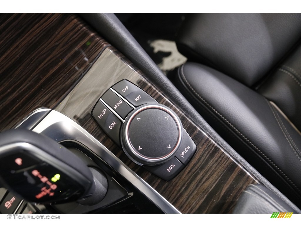 2018 5 Series 540i xDrive Sedan - Alpine White / Black photo #17