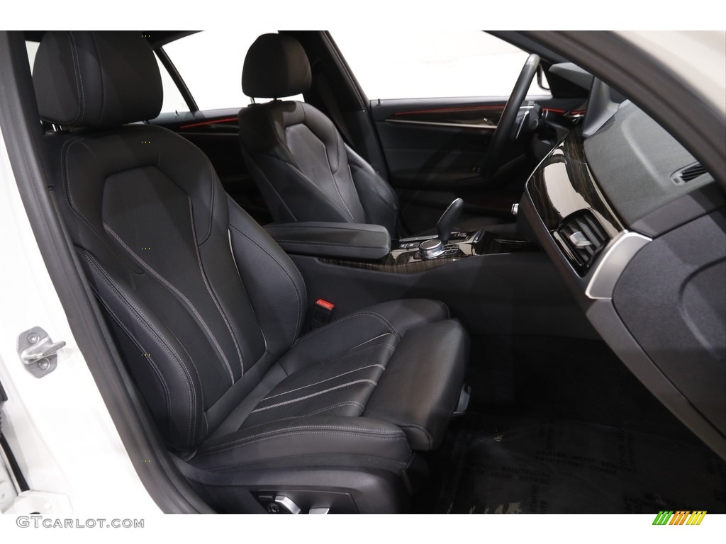 2018 5 Series 540i xDrive Sedan - Alpine White / Black photo #18