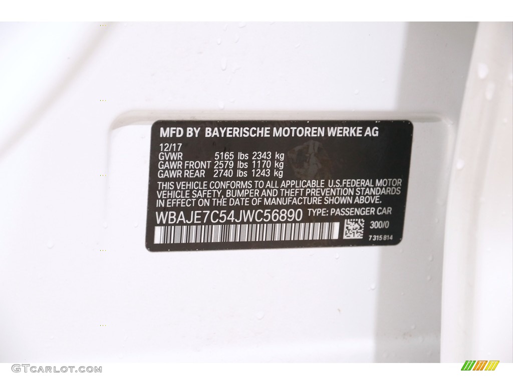 2018 5 Series 540i xDrive Sedan - Alpine White / Black photo #24