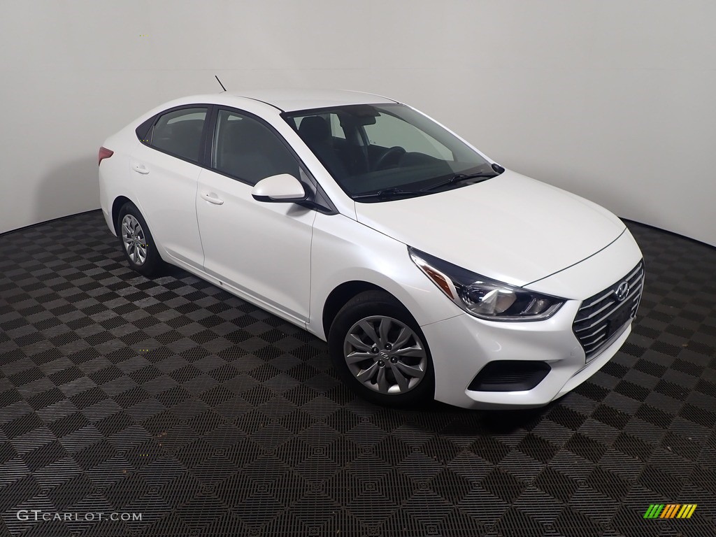 2020 Accent SE - Frost White Pearl / Black photo #3