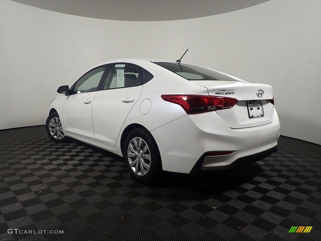 2020 Accent SE - Frost White Pearl / Black photo #11