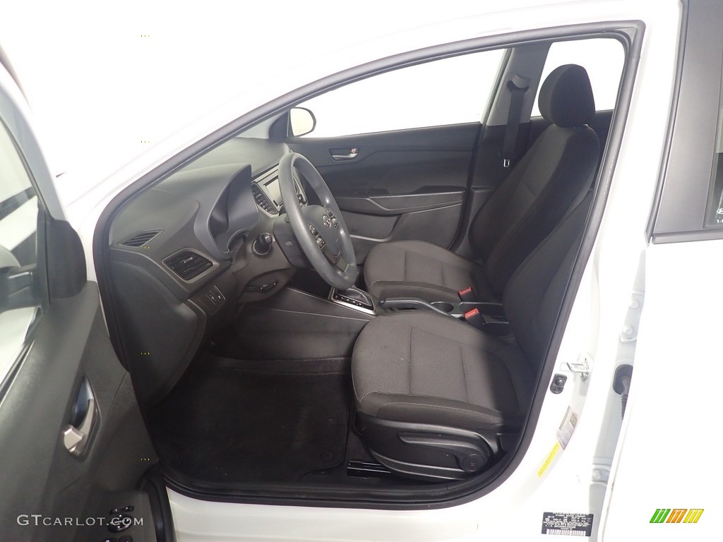 2020 Accent SE - Frost White Pearl / Black photo #22