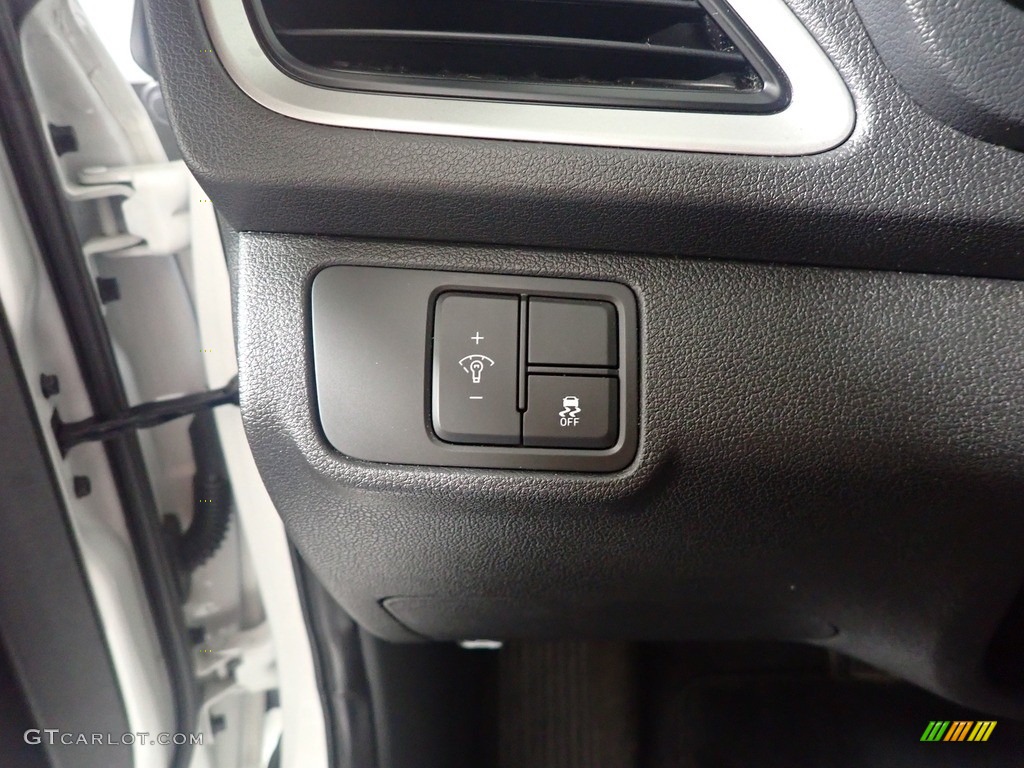 2020 Accent SE - Frost White Pearl / Black photo #31