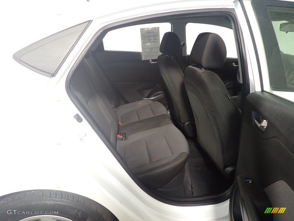 2020 Accent SE - Frost White Pearl / Black photo #36