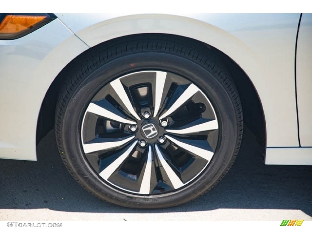 2022 Honda Civic EX Sedan Wheel Photo #143007542