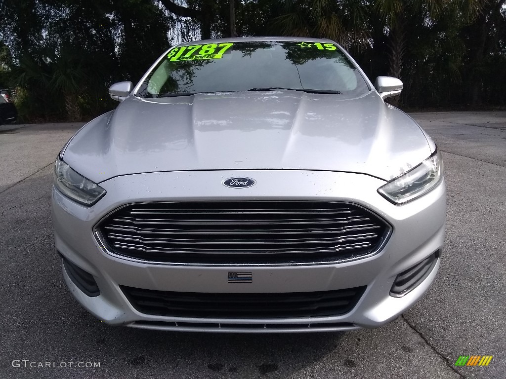 2015 Fusion SE - Ingot Silver Metallic / Charcoal Black photo #8