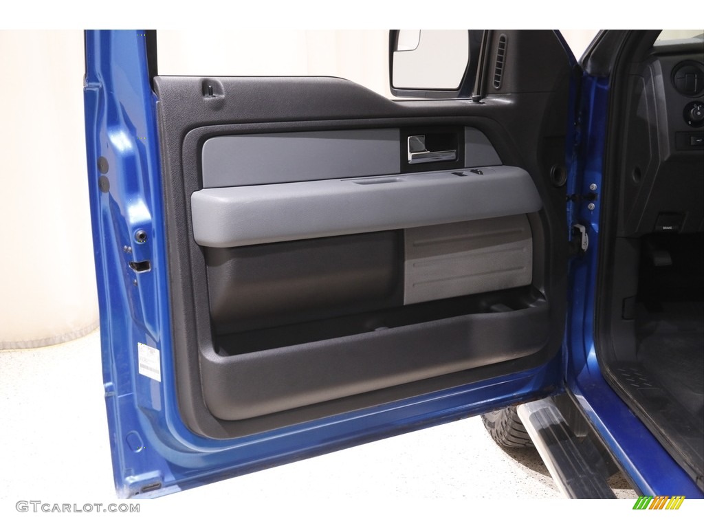 2013 F150 STX Regular Cab 4x4 - Blue Flame Metallic / Steel Gray photo #4