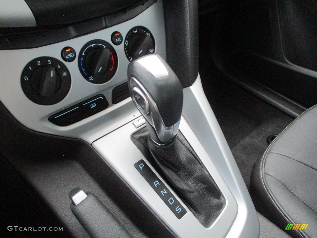 2014 Focus SE Sedan - Blue Candy / Charcoal Black photo #16