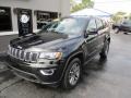 Diamond Black Crystal Pearl - Grand Cherokee Laredo 4x4 Photo No. 2
