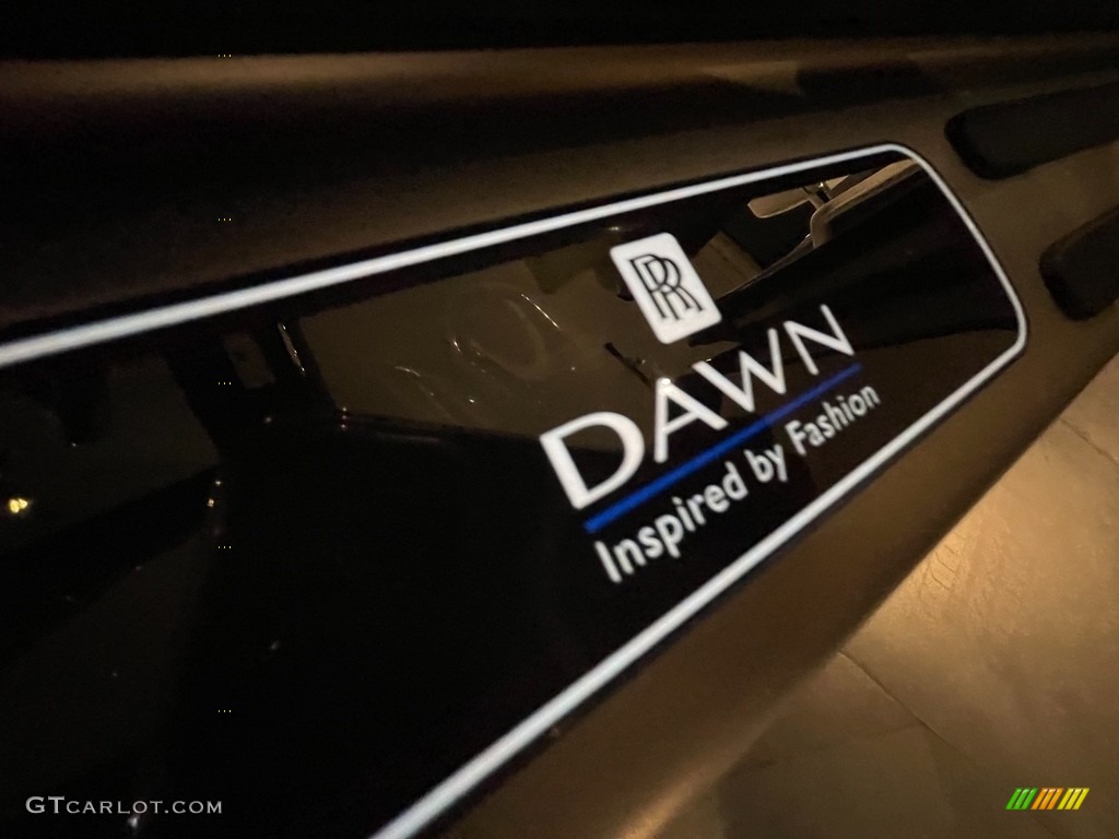 2018 Rolls-Royce Dawn Standard Dawn Model Marks and Logos Photos