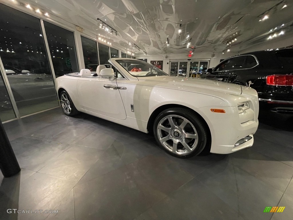 Andalusian White 2018 Rolls-Royce Dawn Standard Dawn Model Exterior Photo #143012851