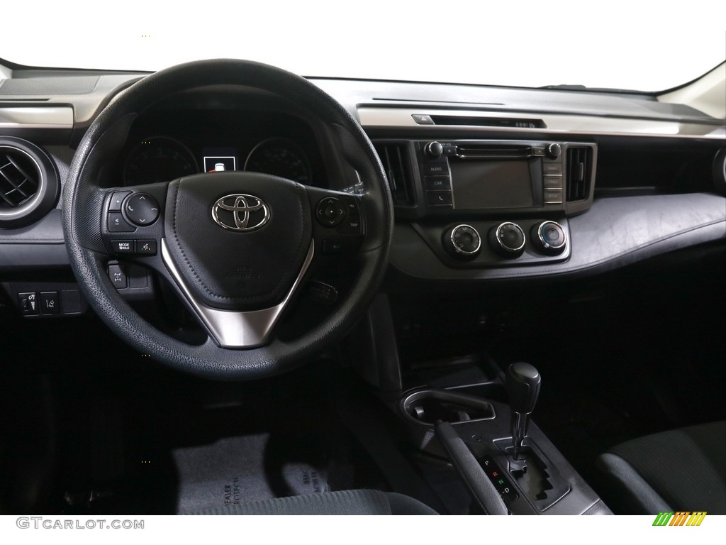 2018 RAV4 LE - Galactic Aqua Mica / Black photo #6