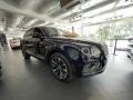 Beluga (Solid) - Bentayga W12 Mulliner Photo No. 5