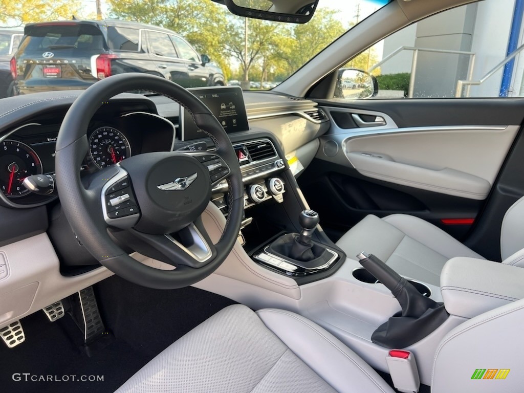 Black/Gray Interior 2021 Genesis G70 2.0T Sport Photo #143013853