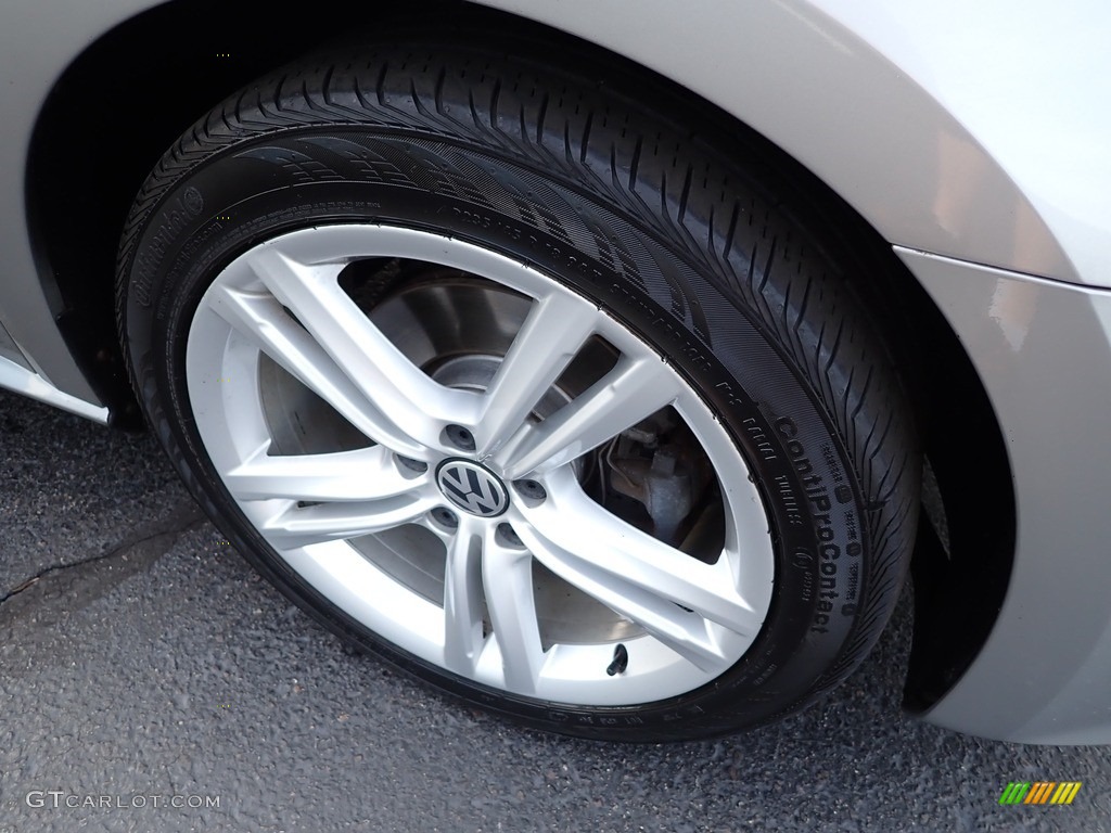 2013 Volkswagen Passat V6 SE Wheel Photo #143017907