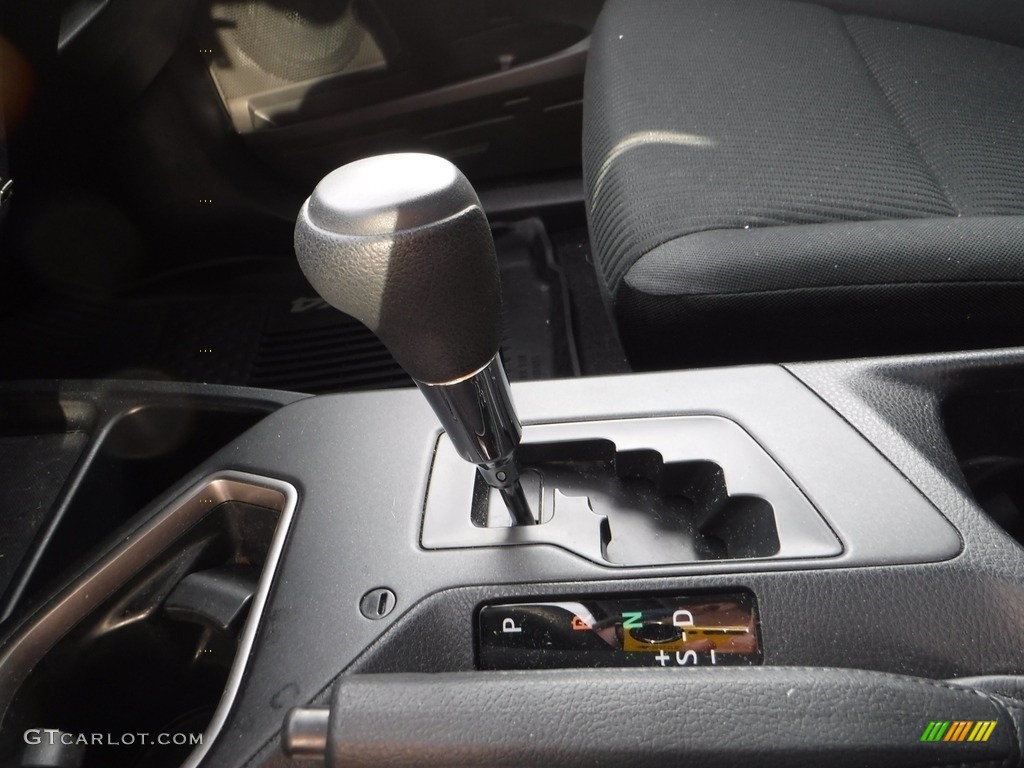 2018 RAV4 LE AWD - Galactic Aqua Mica / Black photo #21