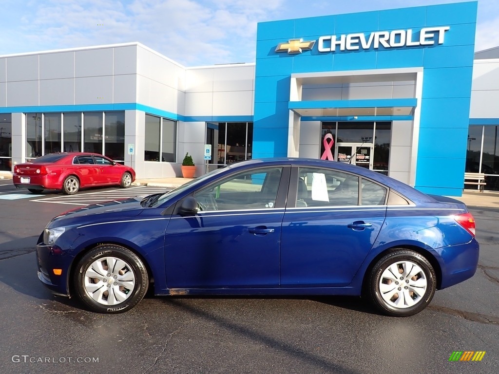 2012 Cruze LS - Blue Topaz Metallic / Jet Black/Medium Titanium photo #3