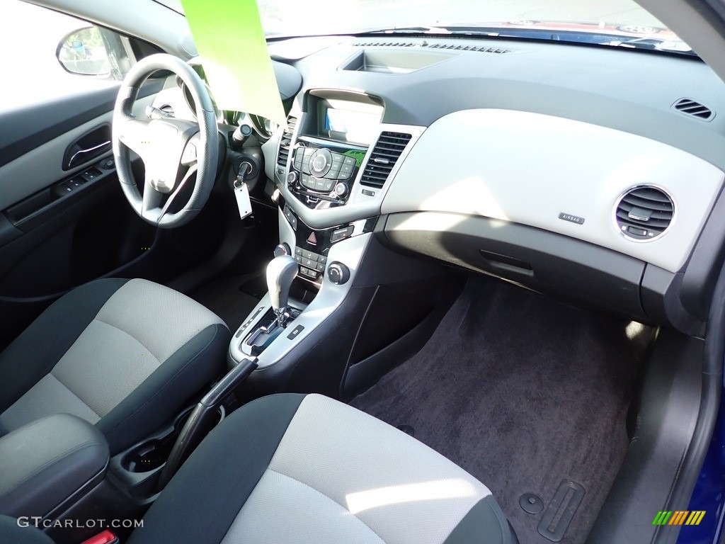2012 Cruze LS - Blue Topaz Metallic / Jet Black/Medium Titanium photo #16