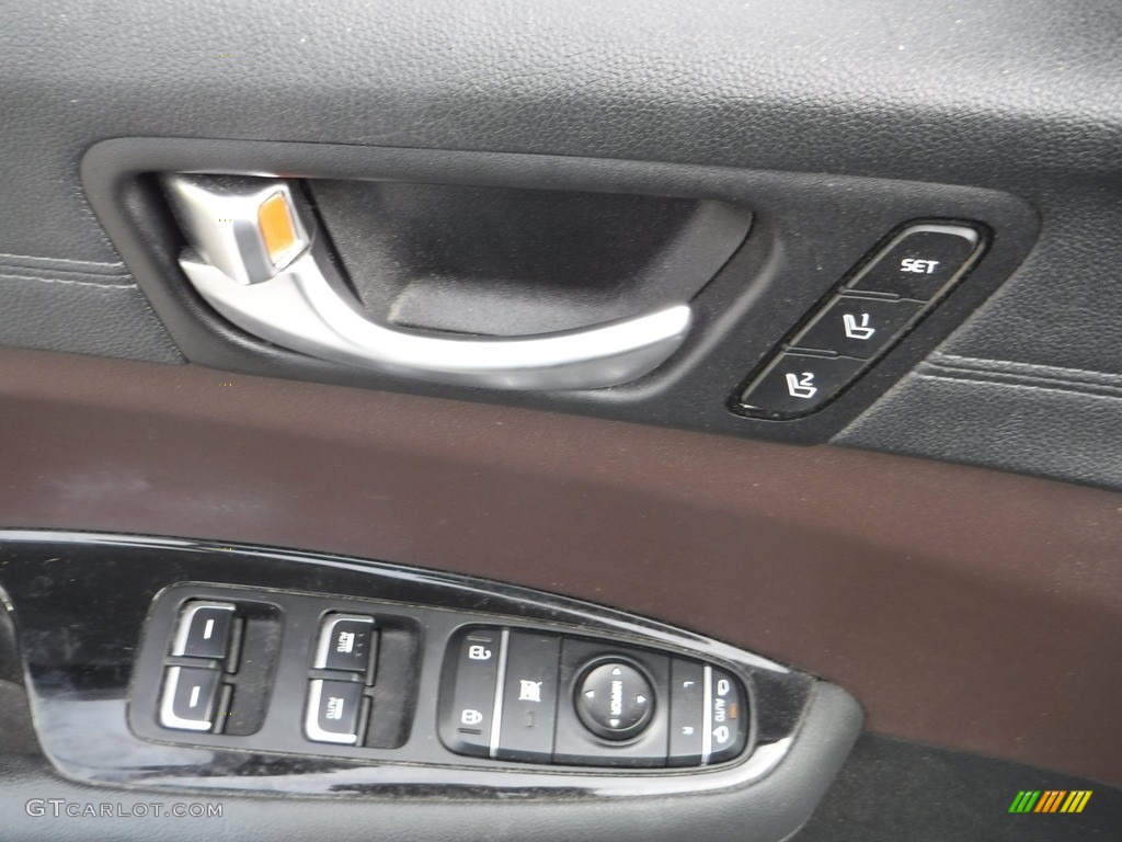 2018 Kia Optima SX Aubergine Door Panel Photo #143018504
