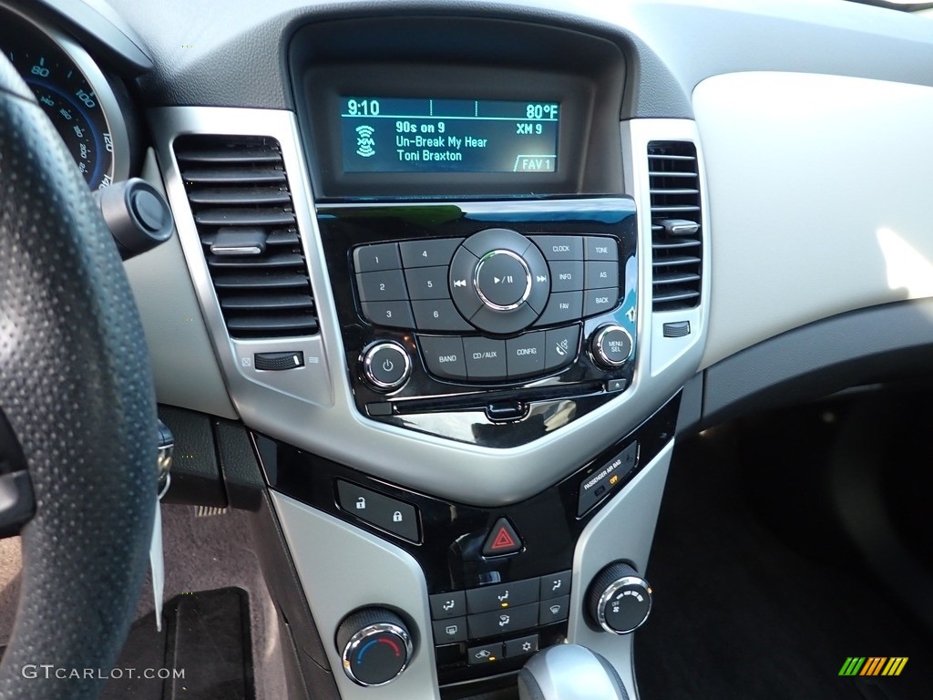 2012 Cruze LS - Blue Topaz Metallic / Jet Black/Medium Titanium photo #28