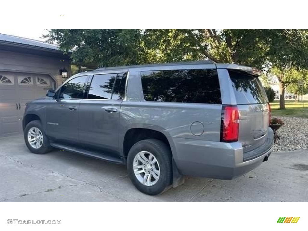 2019 Suburban LT 4WD - Shadow Gray Metallic / Jet Black photo #5