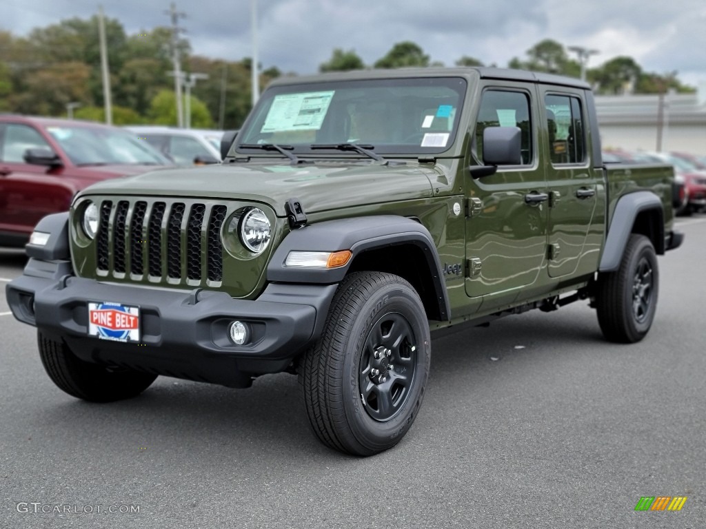 2021 Gladiator Sport 4x4 - Sarge Green / Black/Heritage Tan photo #1