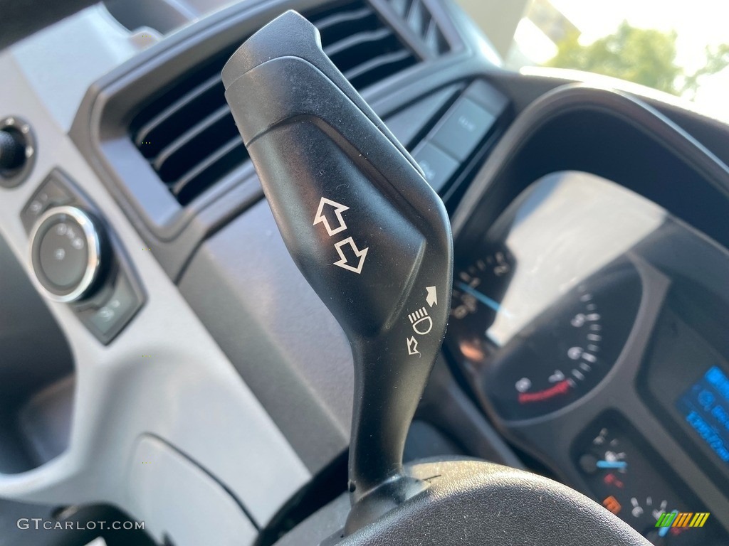 2018 Ford Transit Van 250 LR Regular Controls Photo #143027605