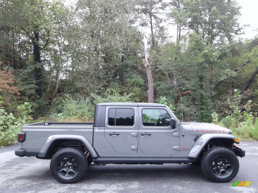2021 Gladiator Mojave 4x4 - Sting-Gray / Black photo #5