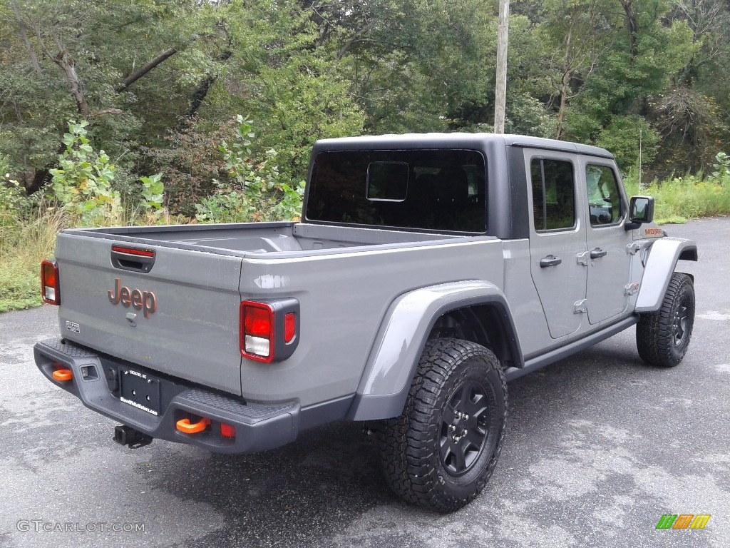 2021 Gladiator Mojave 4x4 - Sting-Gray / Black photo #6