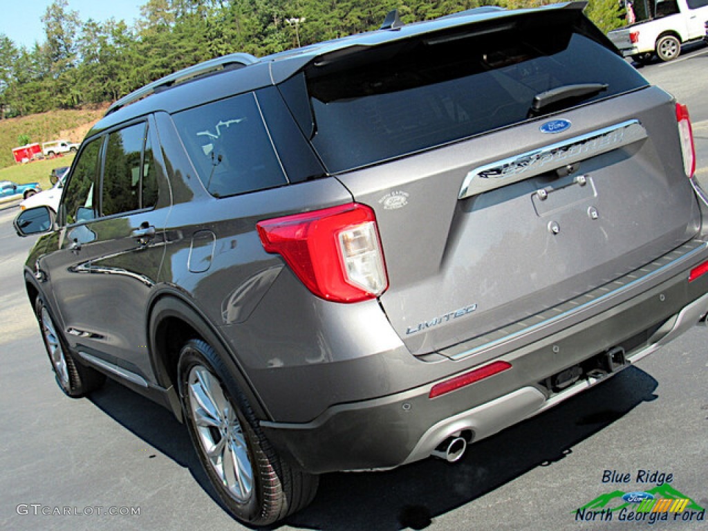 2021 Explorer Limited - Carbonized Gray Metallic / Ebony photo #30