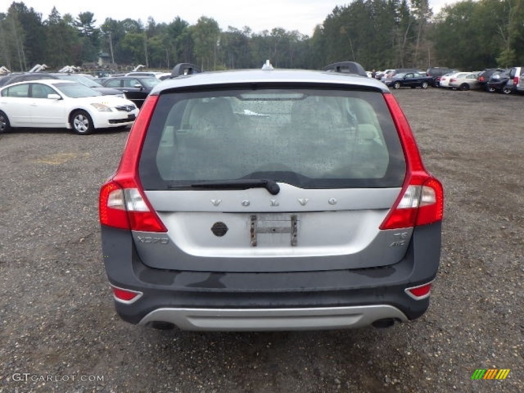 2011 XC70 T6 AWD - Electric Silver Metallic / Sandstone Beige photo #5