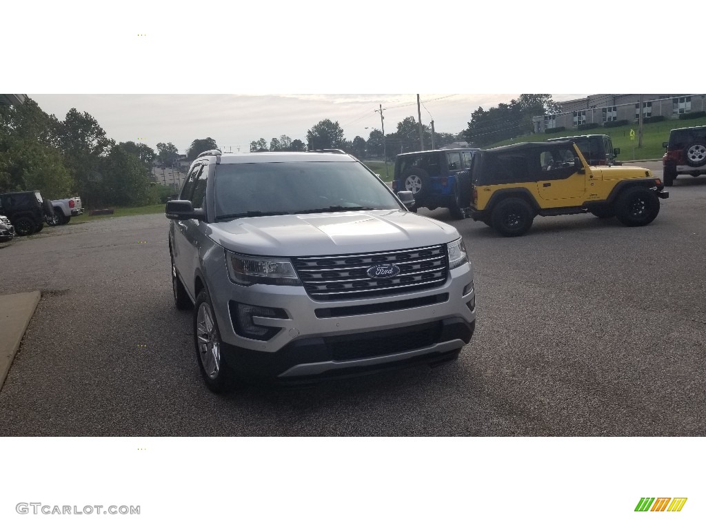 2016 Explorer XLT 4WD - Ingot Silver Metallic / Ebony Black photo #7