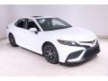 Super White - Camry SE AWD Photo No. 1