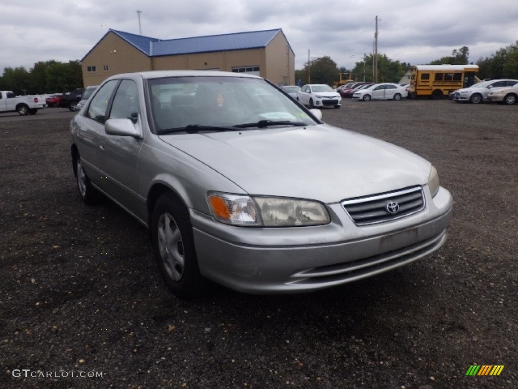 2001 Camry CE - Lunar Mist Metallic / Sage photo #3