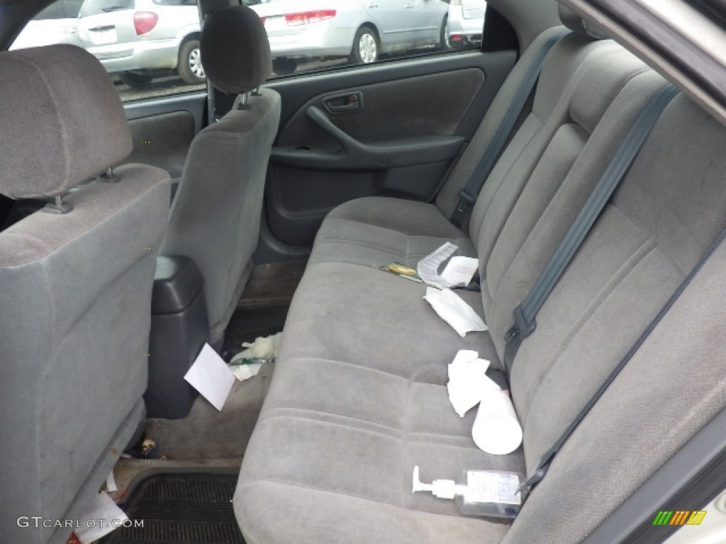 2001 Camry CE - Lunar Mist Metallic / Sage photo #9