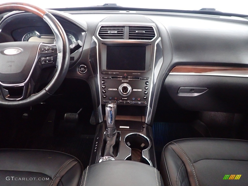 2018 Explorer Platinum 4WD - Shadow Black / Ebony Black photo #30
