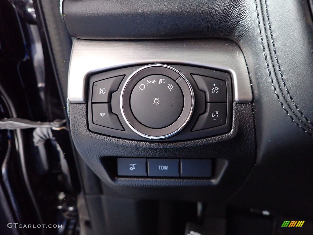 2018 Explorer Platinum 4WD - Shadow Black / Ebony Black photo #36
