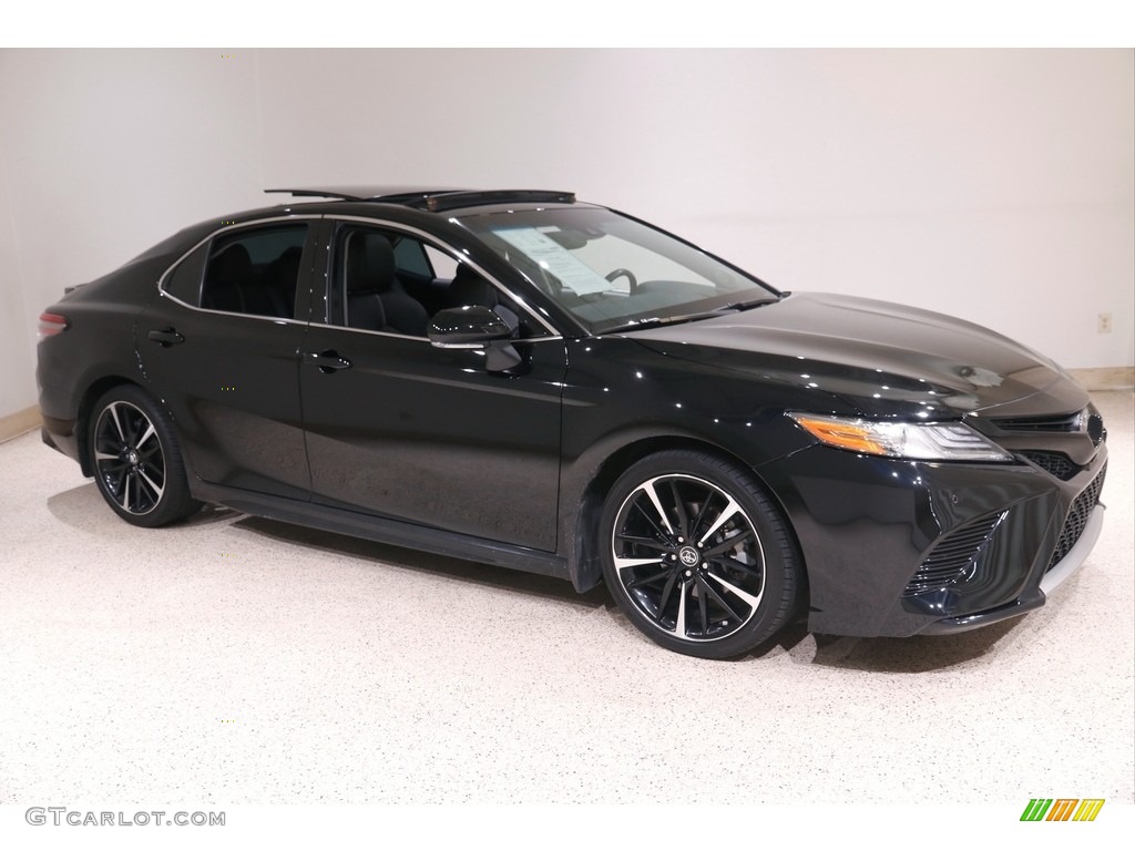 2018 Camry XLE - Midnight Black Metallic / Black photo #1