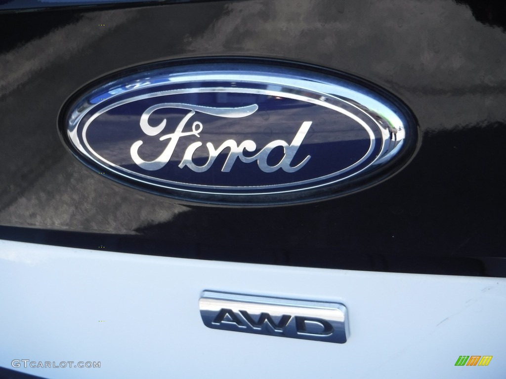 2017 Ford Flex Limited AWD Marks and Logos Photo #143036493