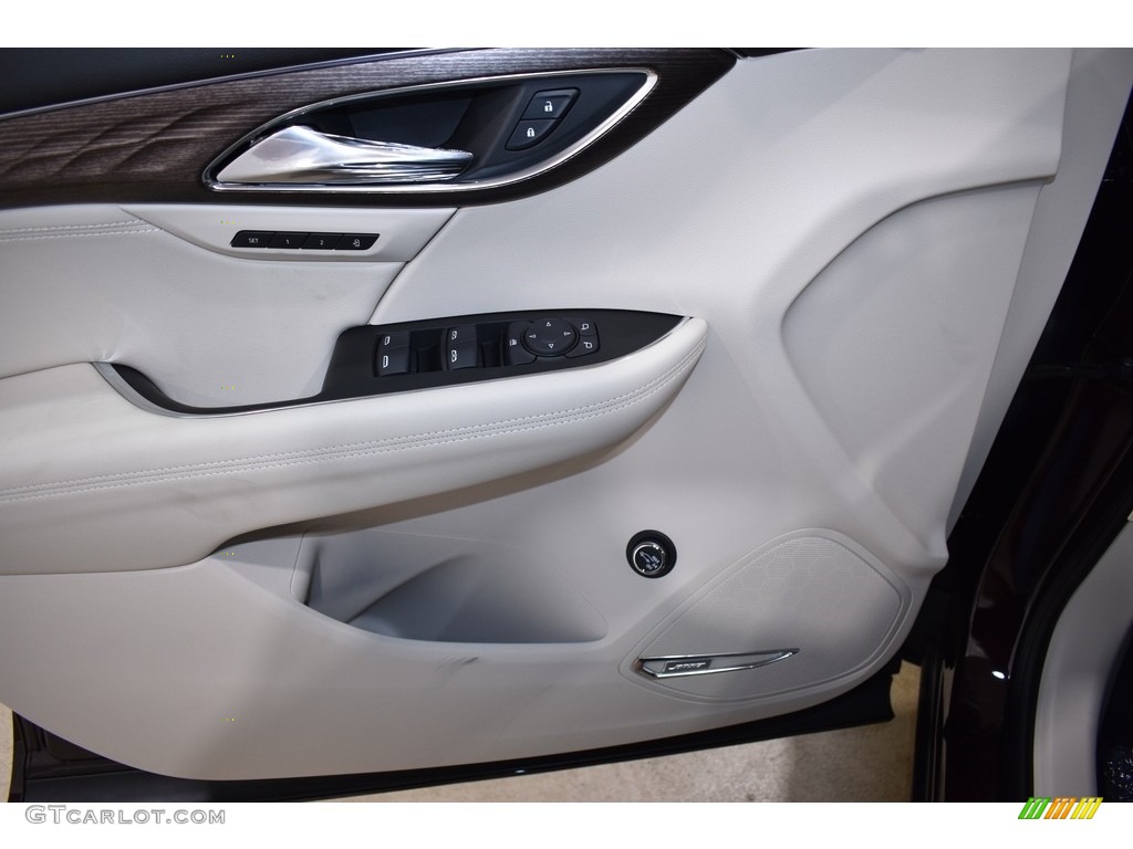 2022 Buick Envision Avenir AWD Whisper Beige w/Ebony Accents Door Panel Photo #143037093