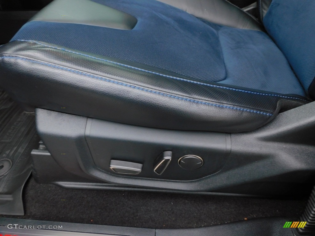Raptor Black/Unique Blue Accent Interior 2019 Ford F150 SVT Raptor SuperCrew 4x4 Photo #143038984