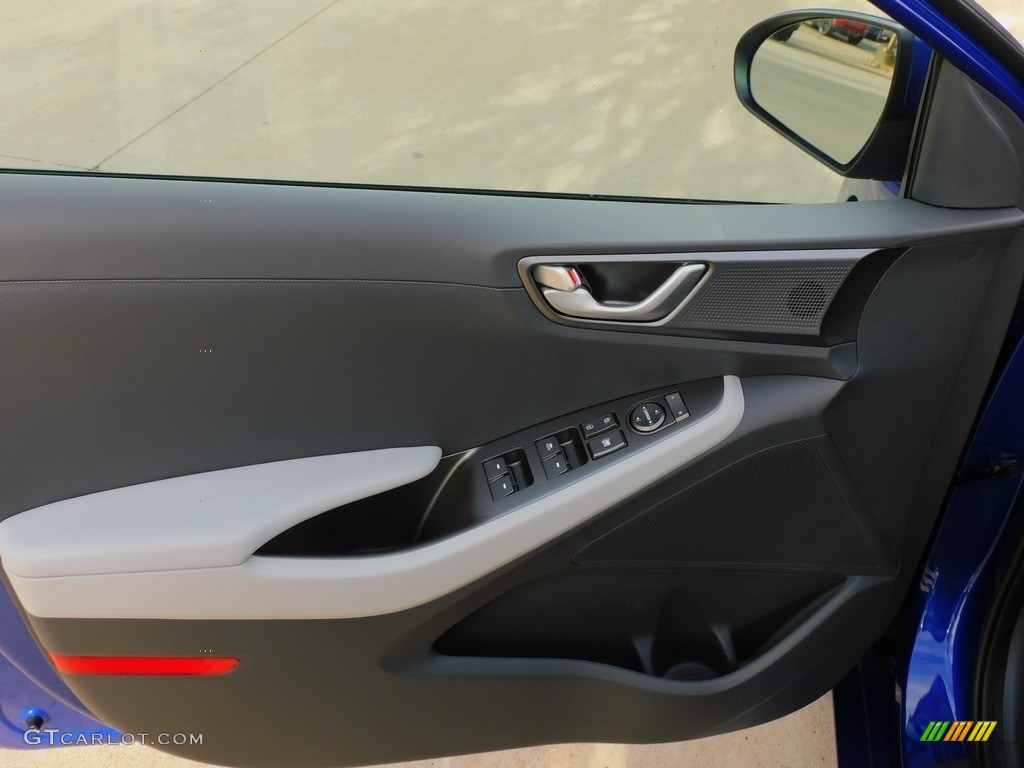 2022 Hyundai Ioniq Hybrid Blue Door Panel Photos