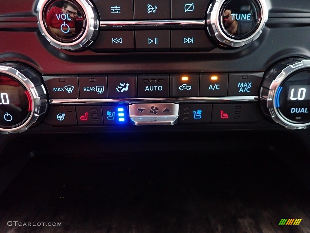 2021 F150 Lariat SuperCrew 4x4 - Rapid Red / Black photo #3