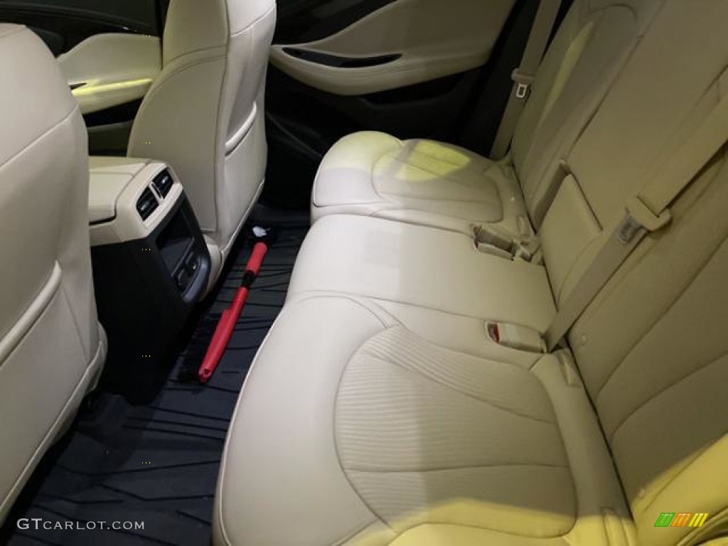 2019 Envision Preferred AWD - Bronze Alloy Metallic / Light Neutral photo #41