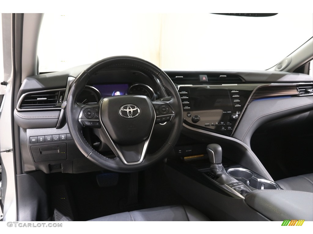 2019 Camry Hybrid XLE - Celestial Silver Metallic / Black photo #6