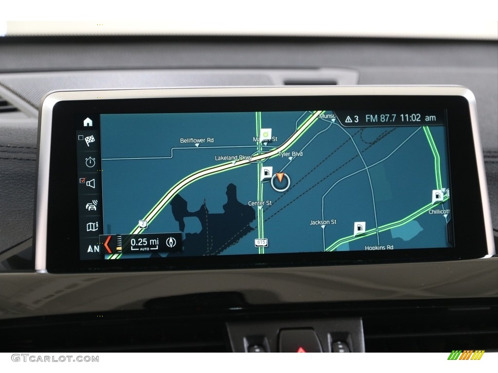 2018 X2 xDrive28i - Jet Black / Black photo #12