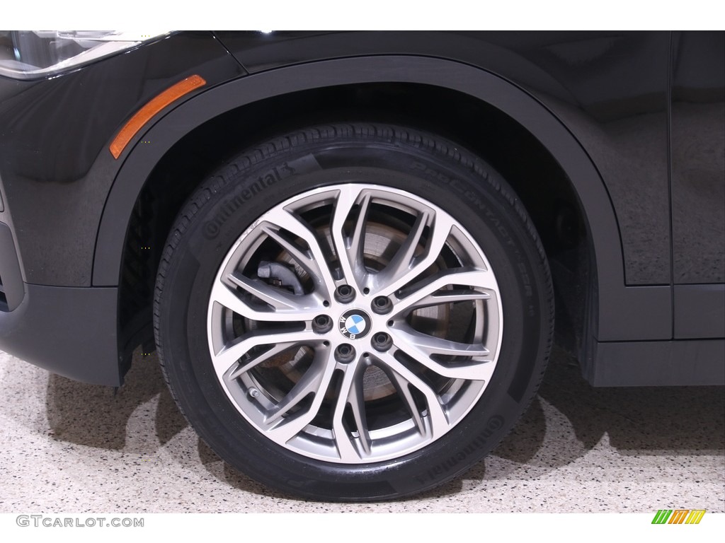 2018 X2 xDrive28i - Jet Black / Black photo #20