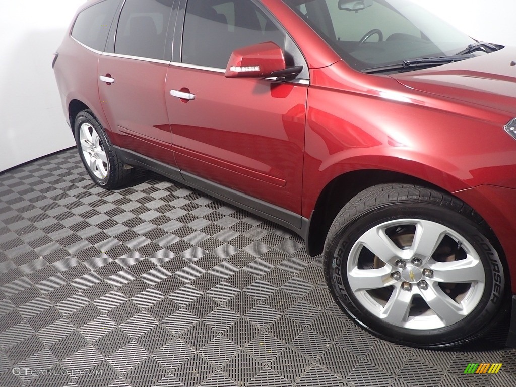2017 Traverse LT AWD - Siren Red Tintcoat / Ebony photo #5