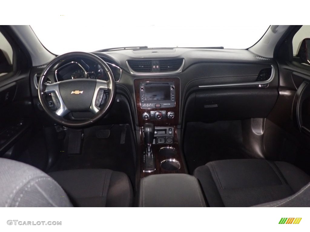 2017 Traverse LT AWD - Siren Red Tintcoat / Ebony photo #25